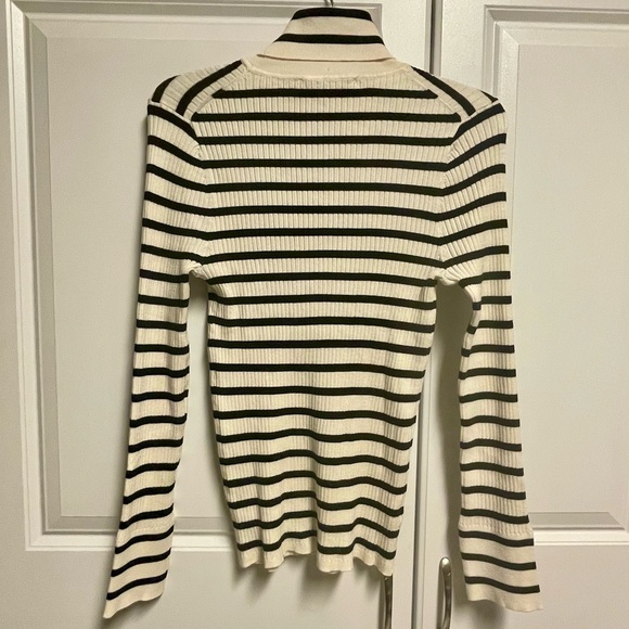 Loft Striped Ribbed Turtleneck Top Cream Slim fit Stretchy NEW Large Women’s - Picture 4 of 10